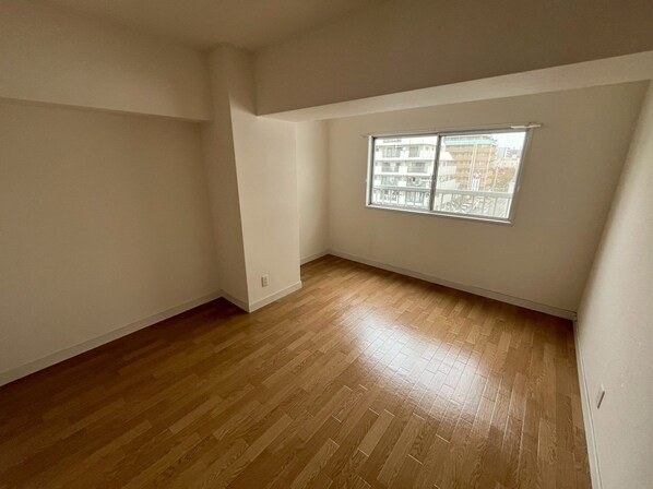 ハッピーコート駅南大路の物件内観写真